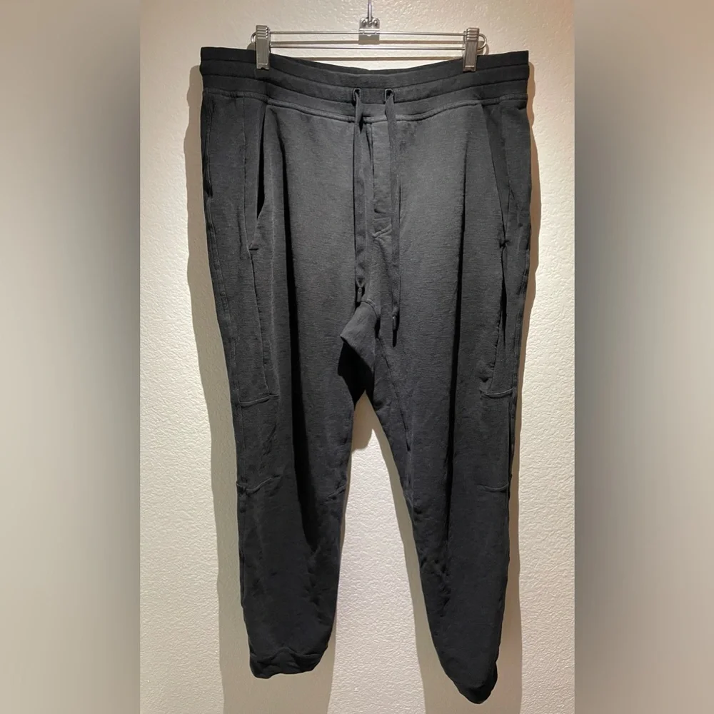 Men's Lululemon Jogger Pants Size XL Black
